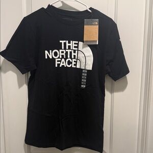 NWT The North Face Black Standard Fit Tee
